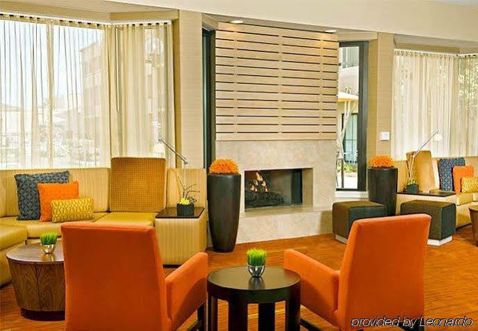 Courtyard By Marriott Greensboro Eksteriør bilde