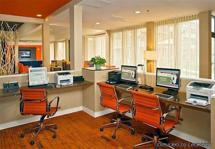 Courtyard By Marriott Greensboro Eksteriør bilde